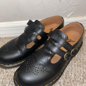 Doc Martens Mary Janes